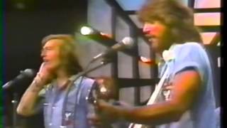 BEE GEES  Edge Of The Universe LIVE  Soundstage Chicago 1975 319 [upl. by Sholley]