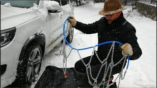 How to fit amp remove snow tire chains Thule König XG12 Pro [upl. by Stier327]